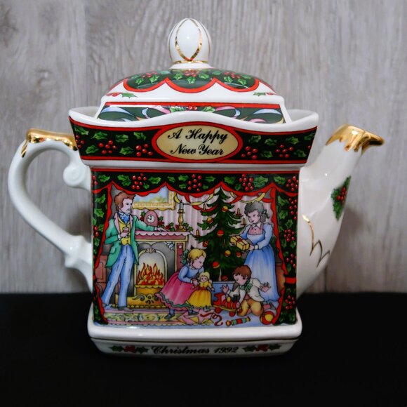 Vintage 1992 Sadler Christmas New Year Morning Tea Pot with Lid Made In England - Picture 7 of 16